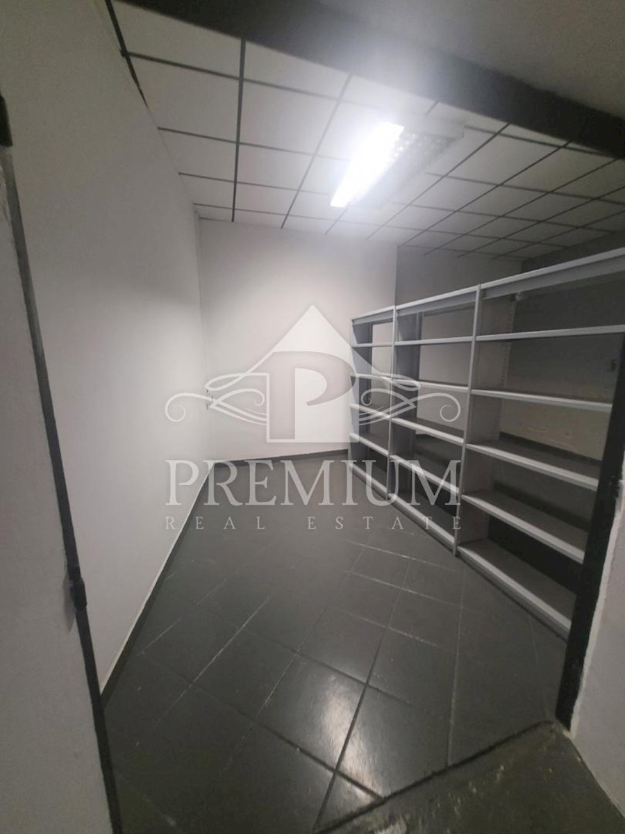 Business premises For sale - PRIMORSKO-GORANSKA RIJEKA