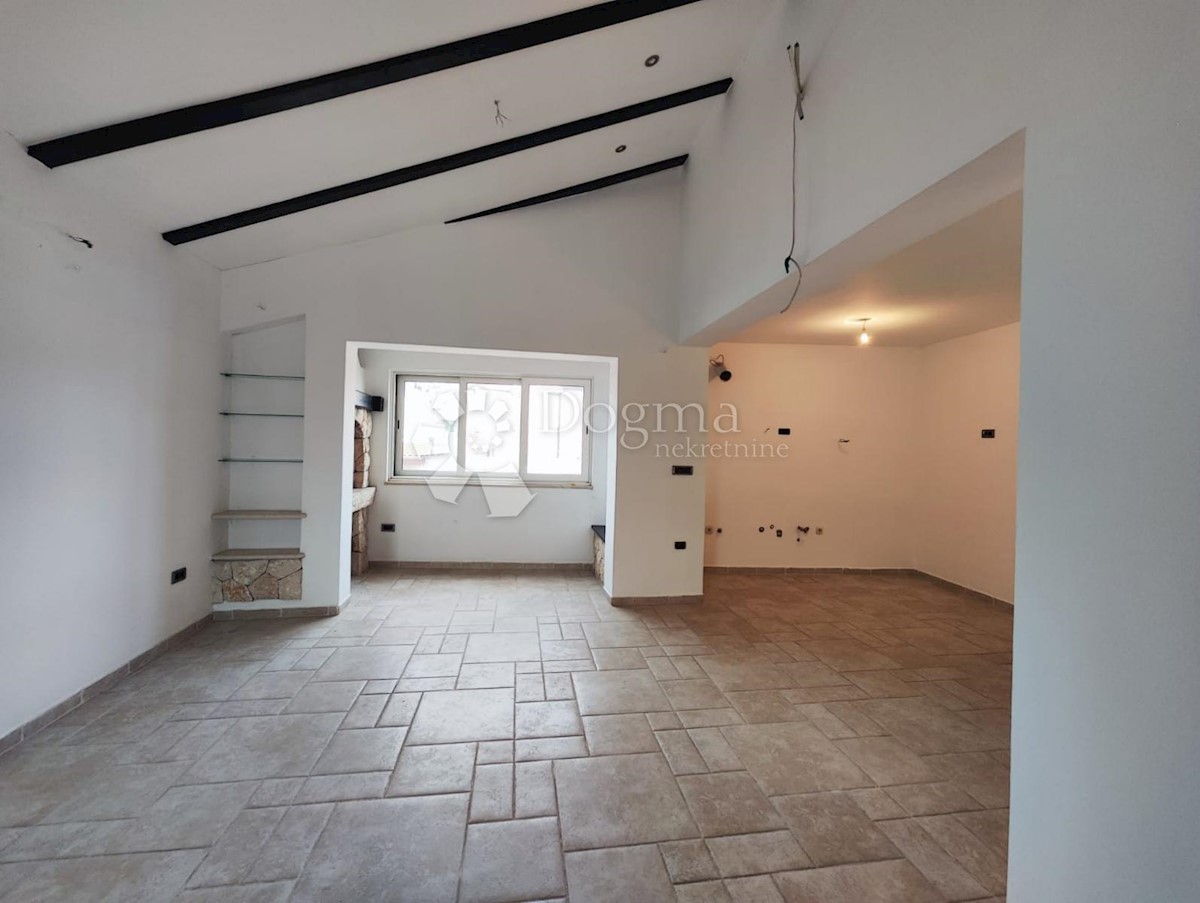 Apartment Zu verkaufen - ŠIBENSKO-KNINSKA ŠIBENIK