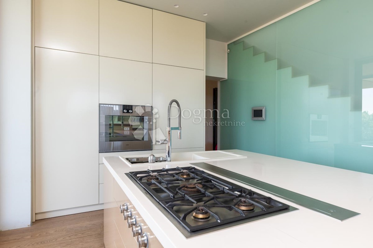 House For sale - ISTARSKA UMAG