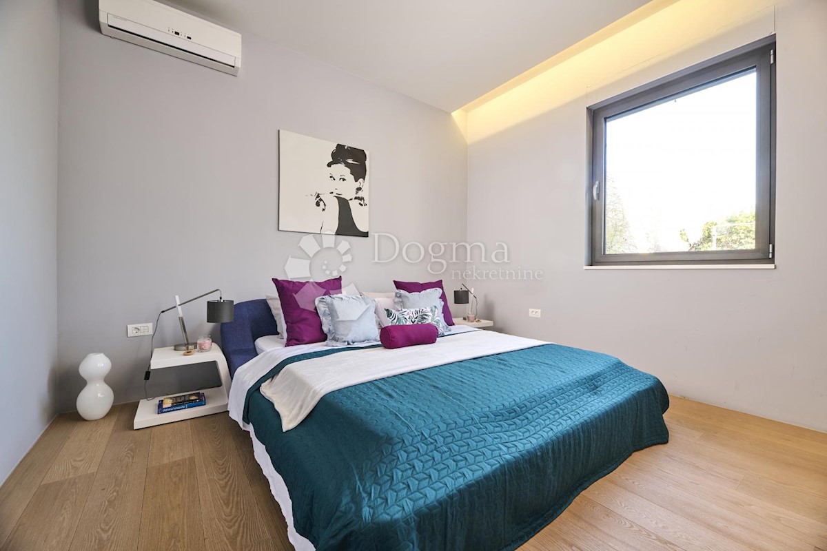 House For sale - ISTARSKA UMAG