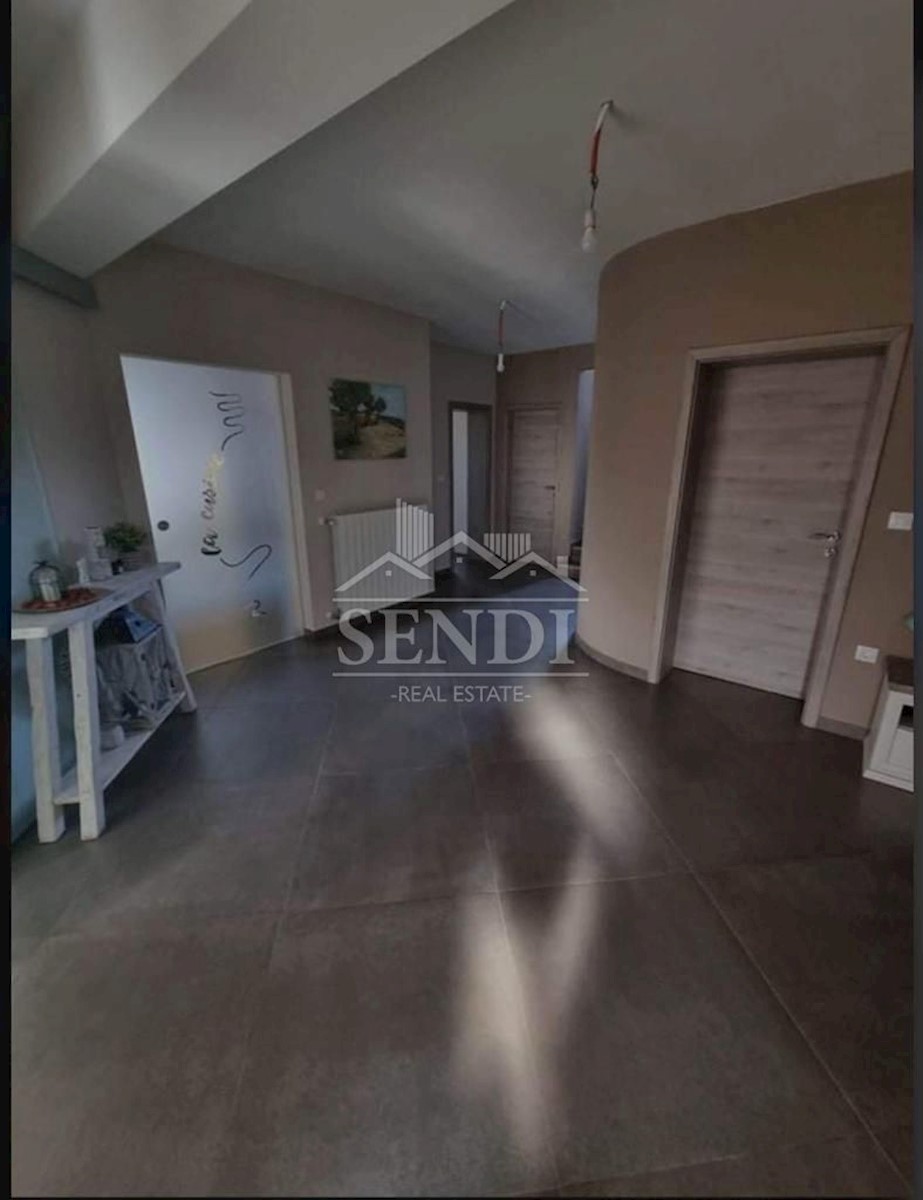 Casa In vendita - PRIMORSKO-GORANSKA KASTAV