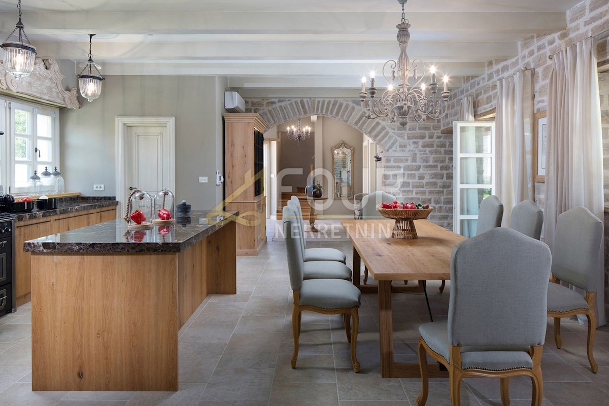 Maison À vendre - ISTARSKA KANFANAR