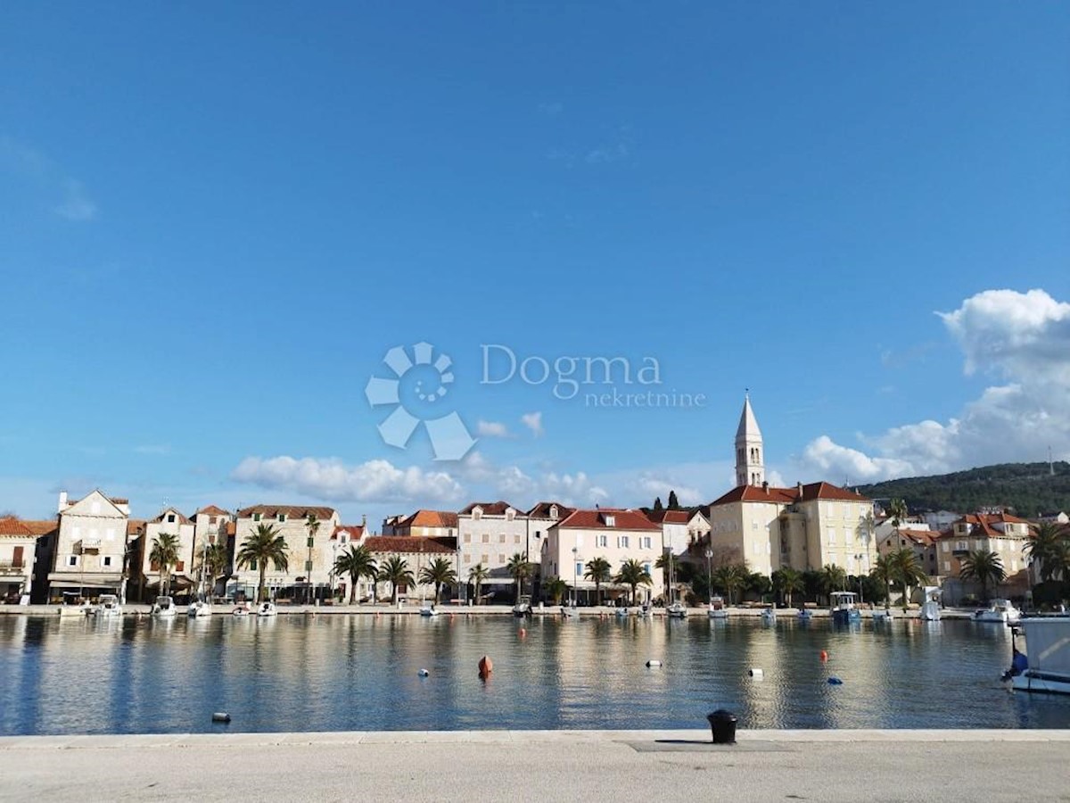 Flat For sale - SPLITSKO-DALMATINSKA BRAČ