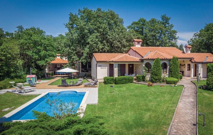 Dům na prodej 300 m² – Marčana