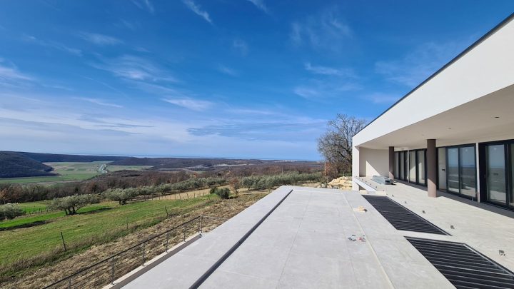 Kuća na prodaju 450 m² – Buje