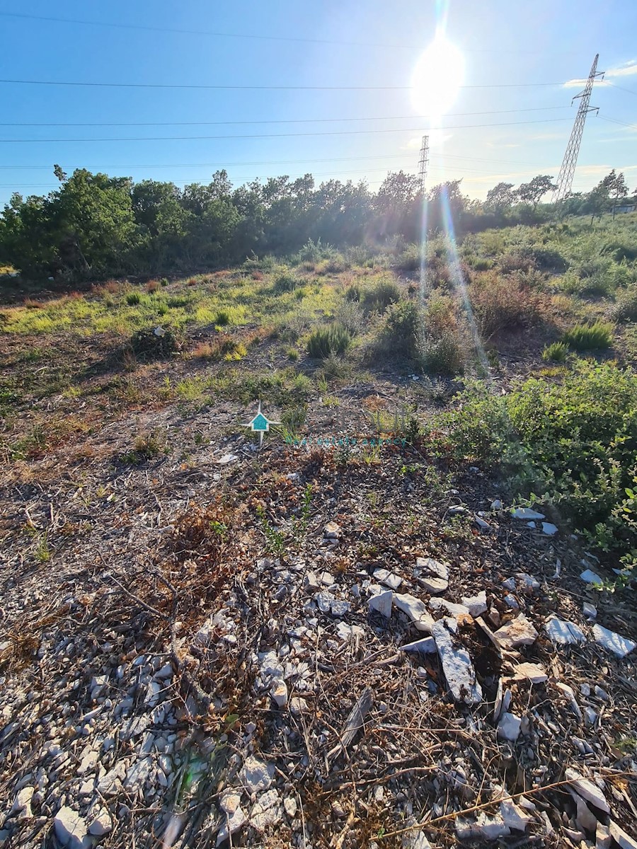 Pozemok Na predaj - ISTARSKA VODNJAN