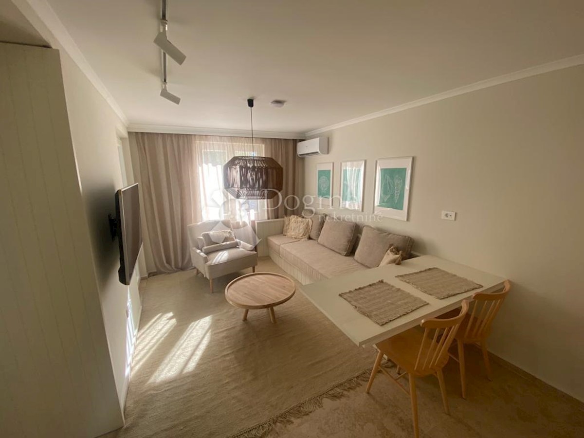 Flat For sale - ZADARSKA UGLJAN