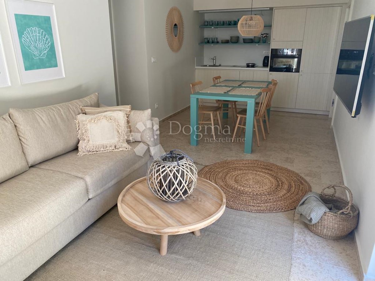 Flat For sale - ZADARSKA UGLJAN