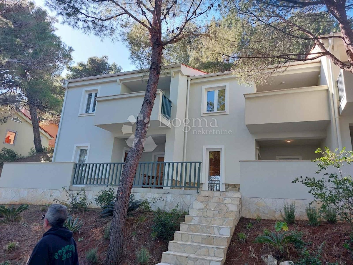 Flat For sale - ZADARSKA UGLJAN