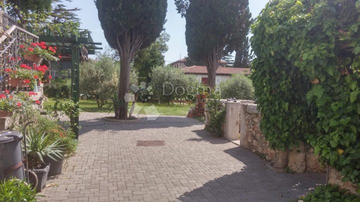 Haus Zu verkaufen - Primorsko-goranska Krk - foto 5/33