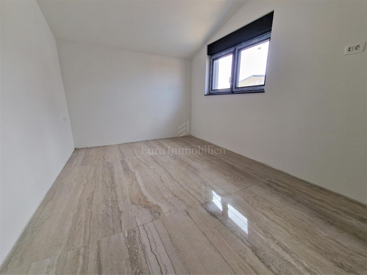 Flat For sale - PRIMORSKO-GORANSKA KRK