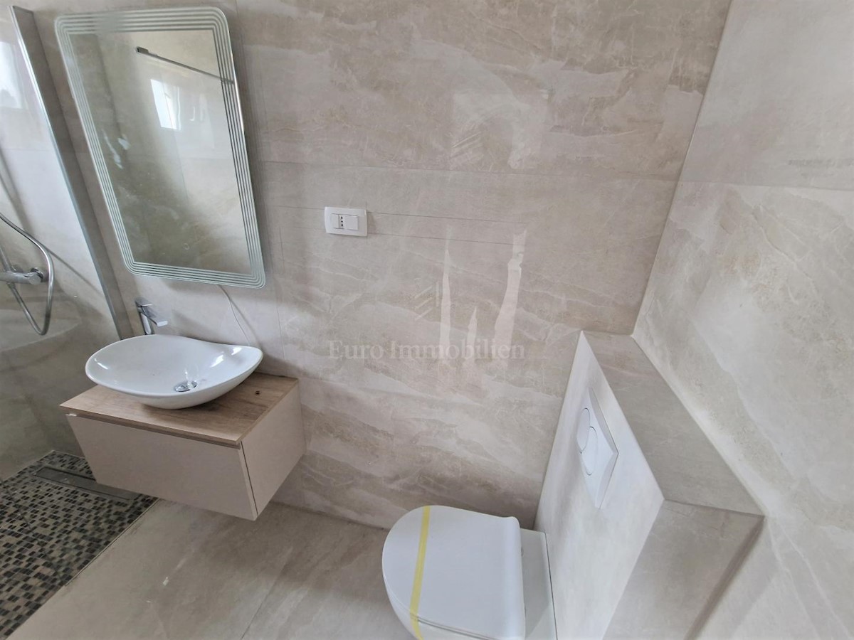 Flat For sale - PRIMORSKO-GORANSKA KRK