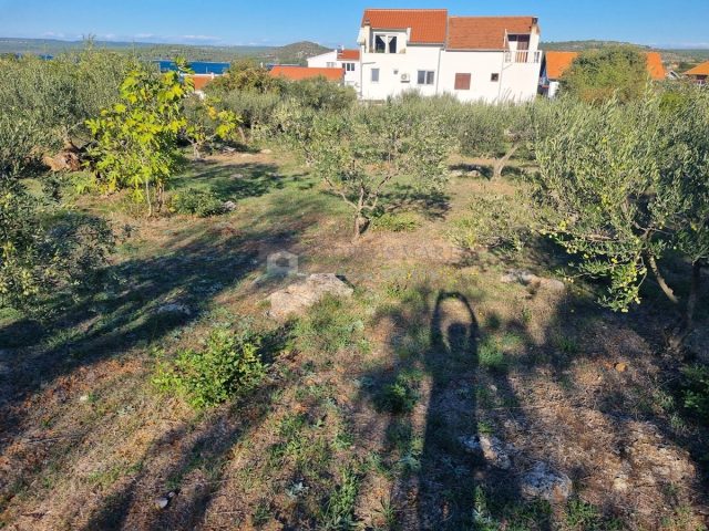 Parcela na predaj 738 m² – Bilice