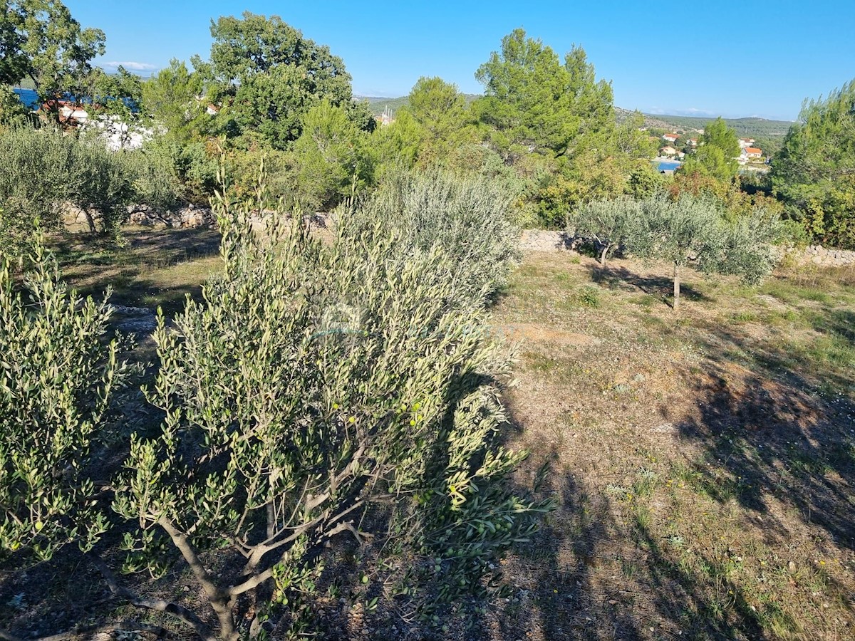 Land For sale - ŠIBENSKO-KNINSKA ŠIBENIK