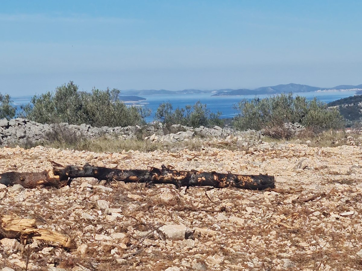 Terreno In vendita - ŠIBENSKO-KNINSKA ROGOZNICA