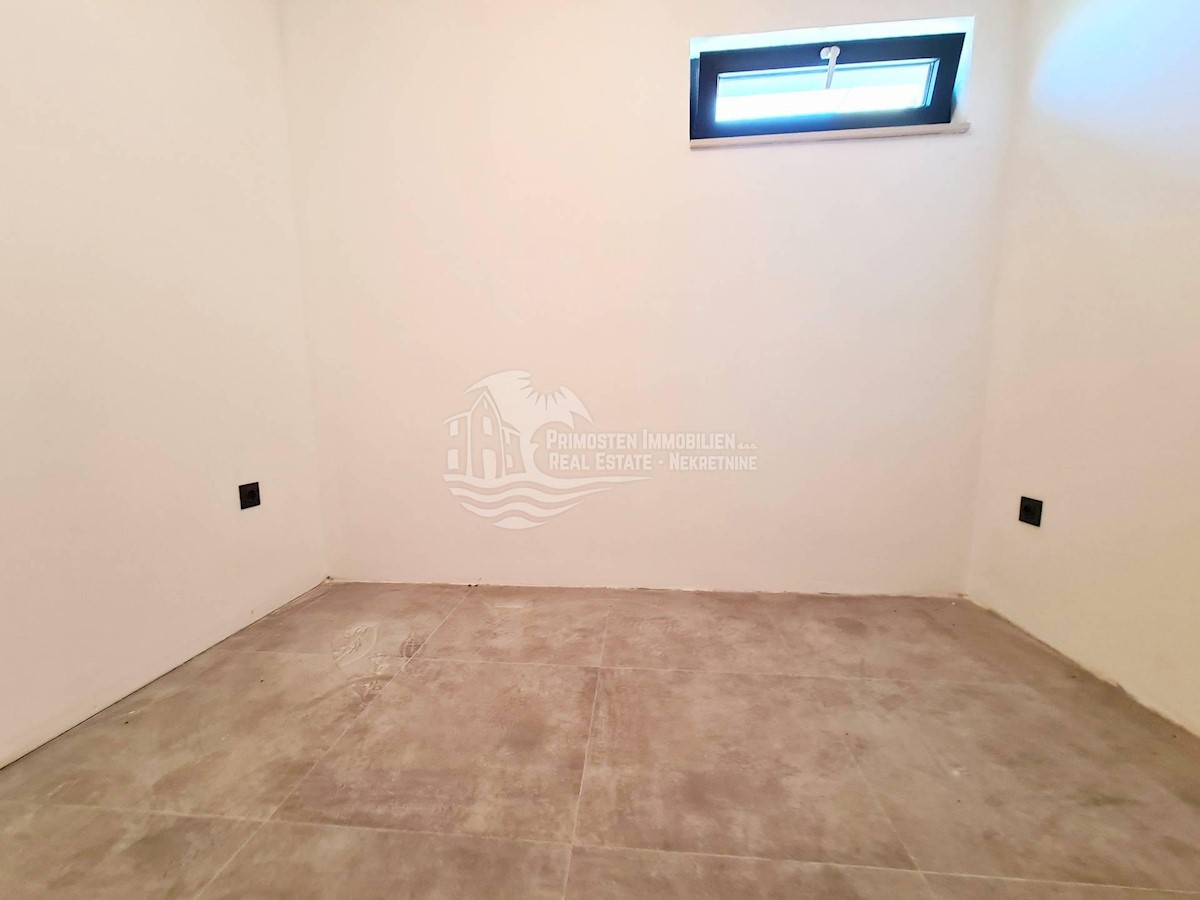 Flat For sale - ŠIBENSKO-KNINSKA ROGOZNICA