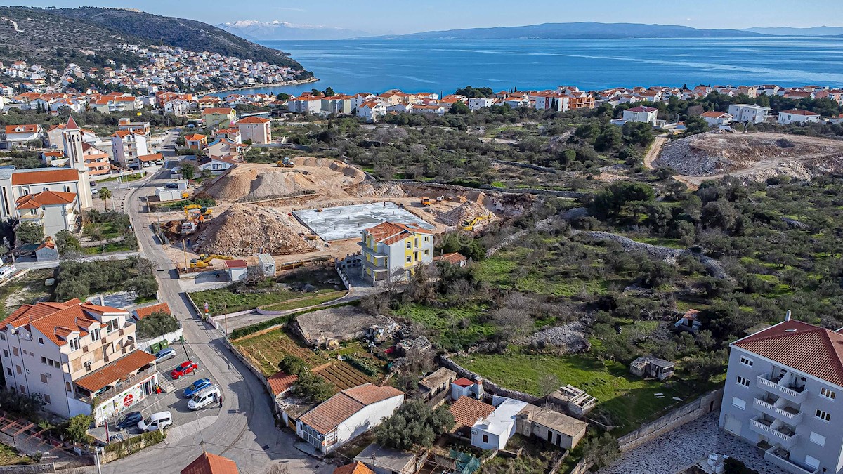 Land For sale - SPLITSKO-DALMATINSKA ČIOVO