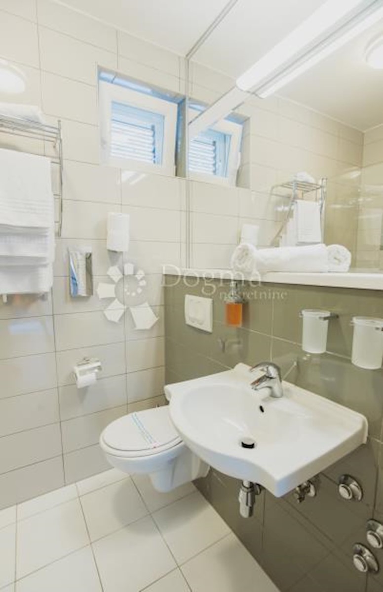 Flat For sale - ZADARSKA UGLJAN