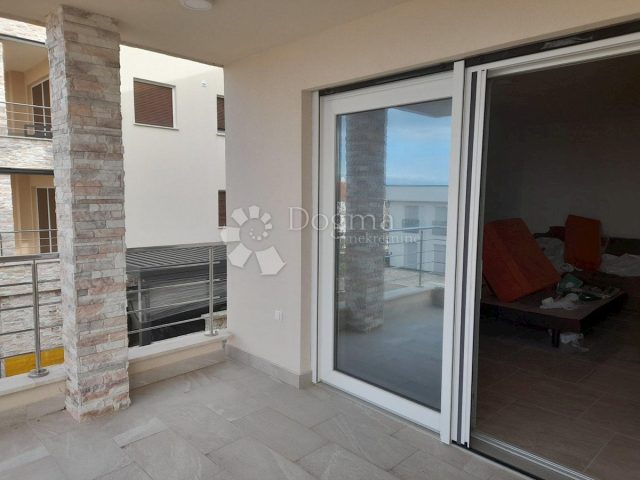Flat for sale 73 m² – Njivice