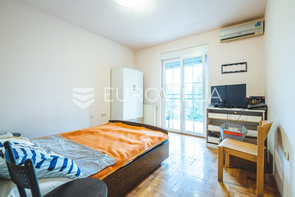 Maison À vendre - GRAD ZAGREB ZAGREB