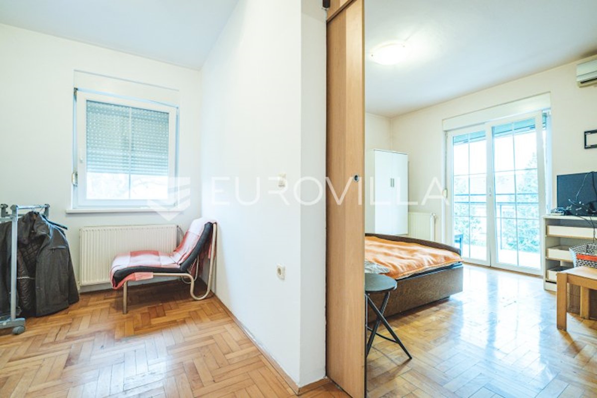 Maison À vendre - GRAD ZAGREB ZAGREB