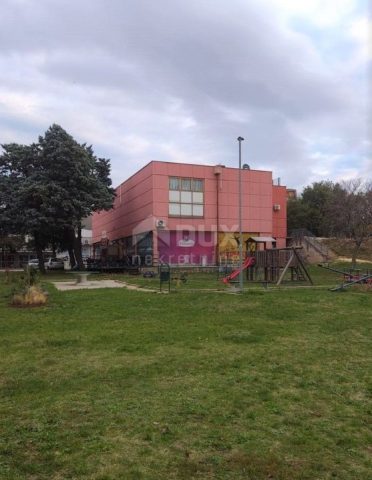 Poslovni prostori Naprodaj - Istarska Labin - foto 2/8