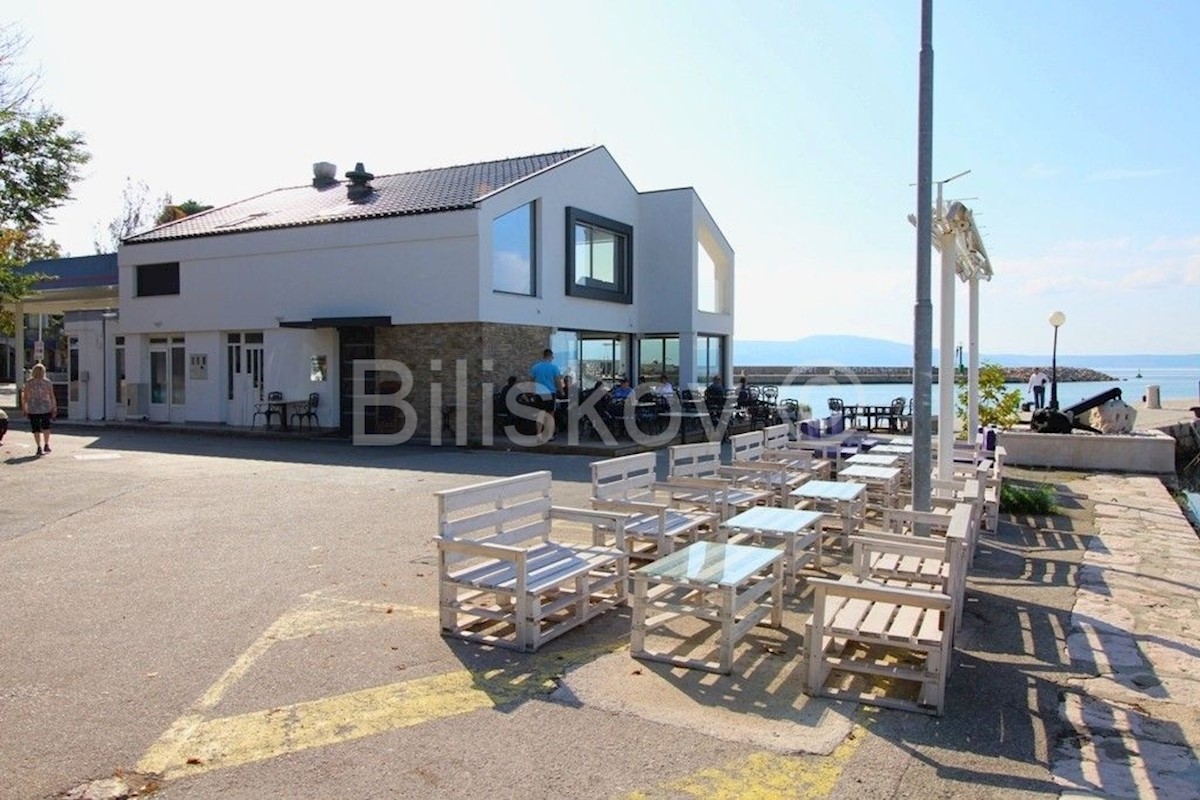 Business premises For rent - PRIMORSKO-GORANSKA NOVI VINODOLSKI