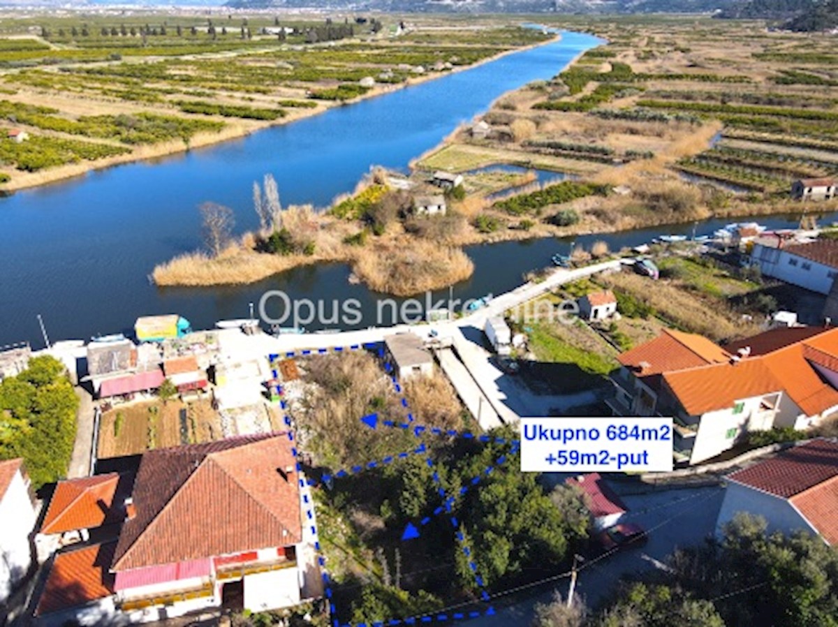 Terreno In vendita - DUBROVAČKO-NERETVANSKA SLIVNO