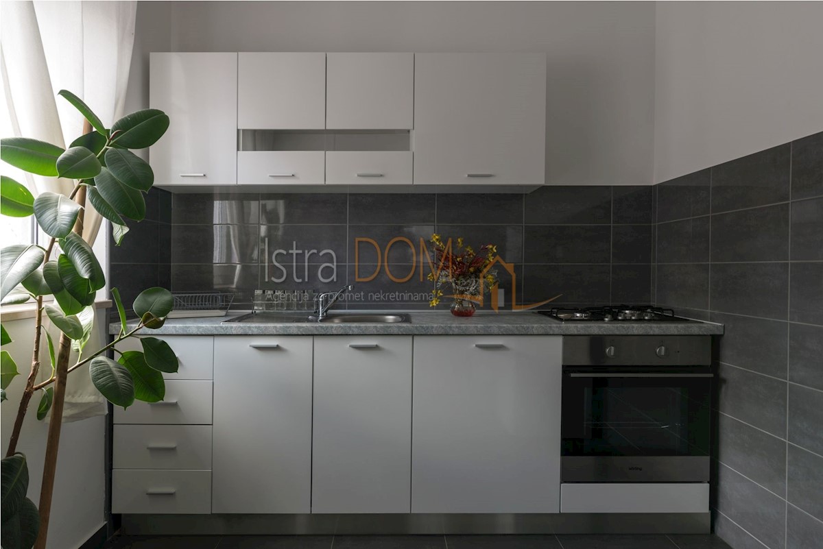 Kuća Na prodaju - ISTARSKA VODNJAN