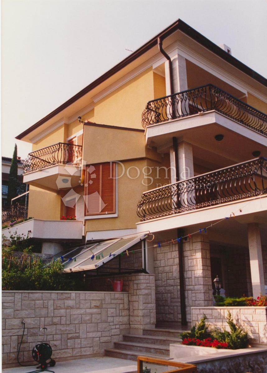 Hiša Naprodaj - PRIMORSKO-GORANSKA Opatija