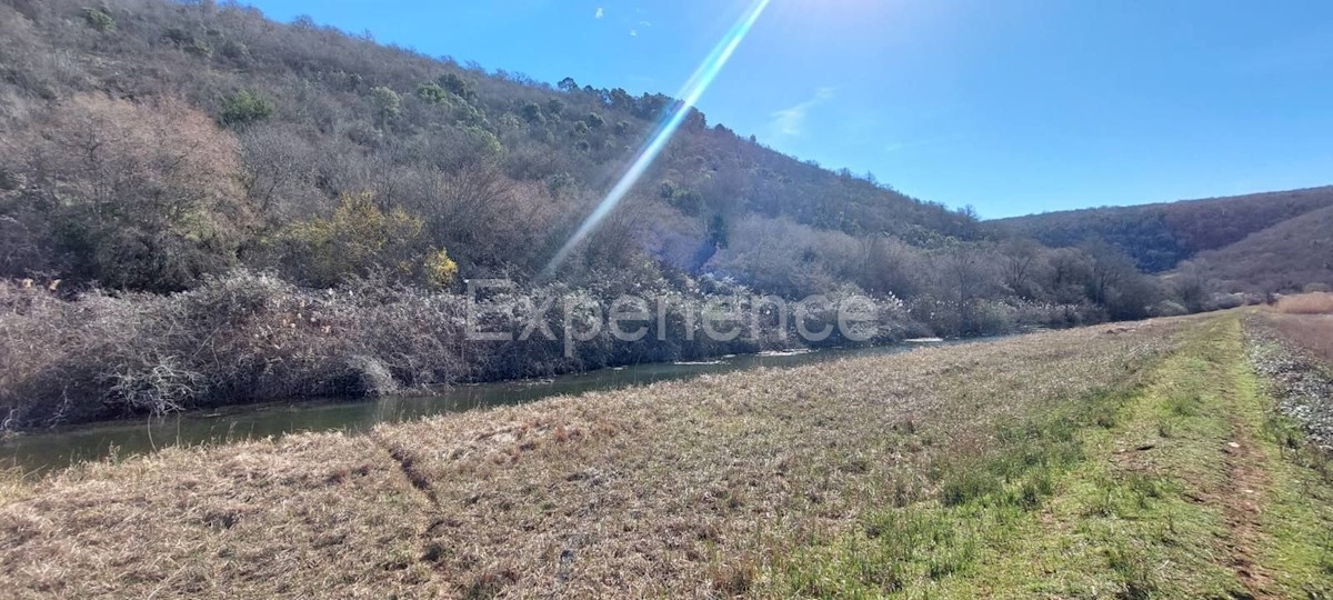 Zemljište Na prodaju - ISTARSKA KAŠTELIR