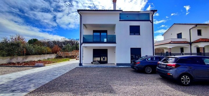 Casa in vendita 193 m² – Dobrinj