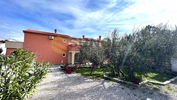 Dom Na predaj - Primorsko-goranska Krk - foto 2/8