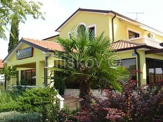 Casa in vendita 820 m² – Umag