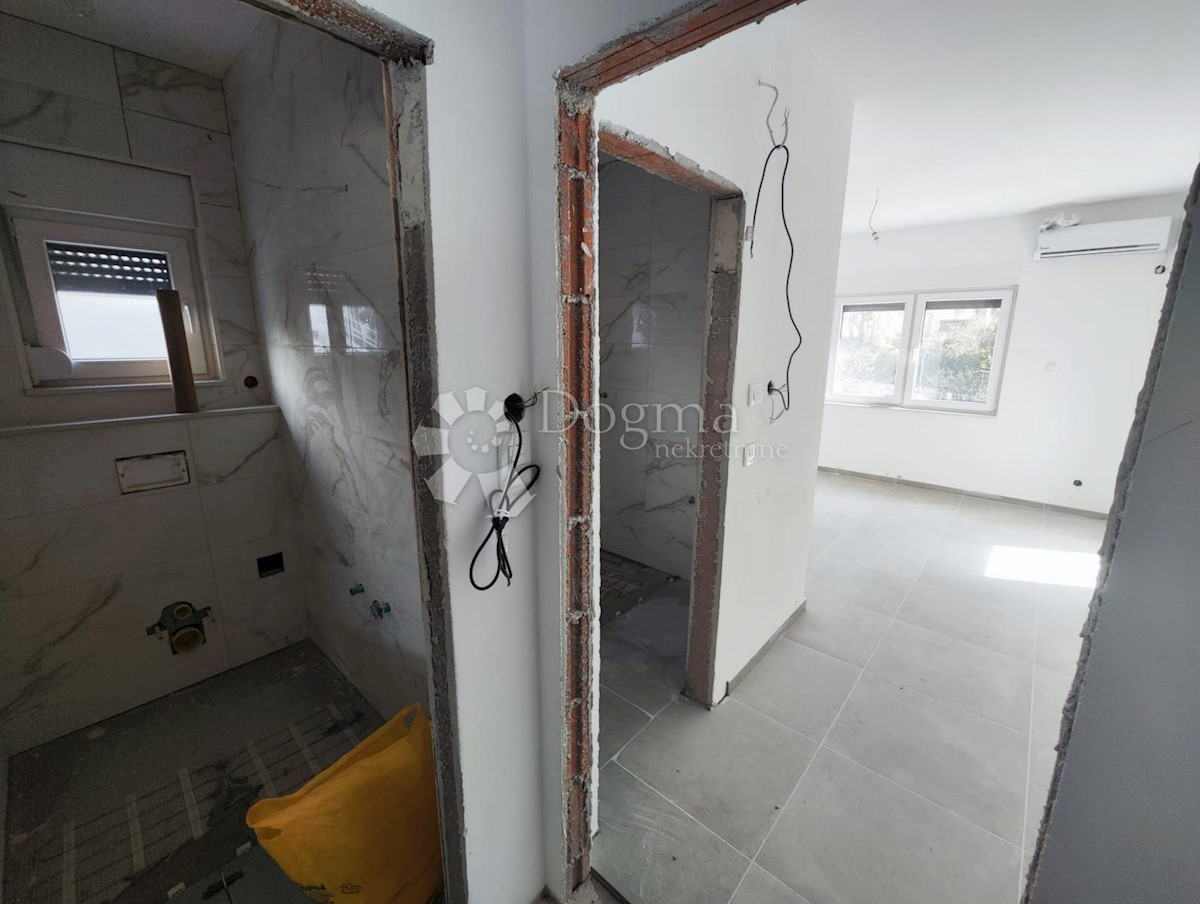 Casa In vendita - ŠIBENSKO-KNINSKA ŠIBENIK