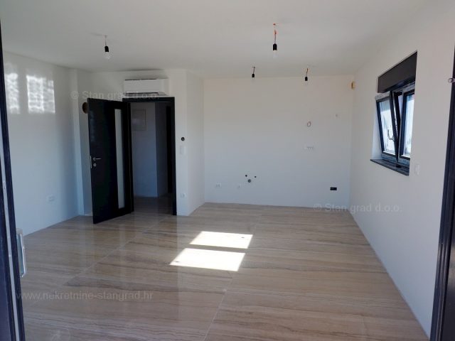 Apartma Naprodaj - Primorsko-goranska Krk - foto 5/17