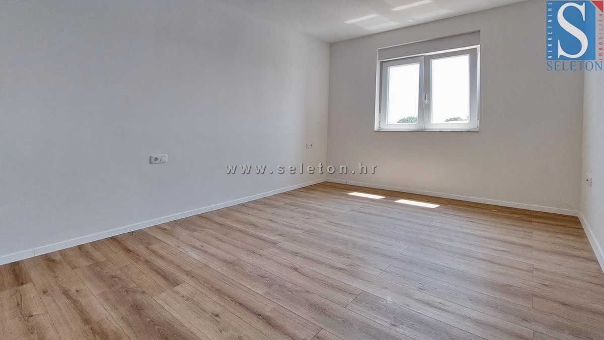 Apartmán Na predaj - ISTARSKA POREČ