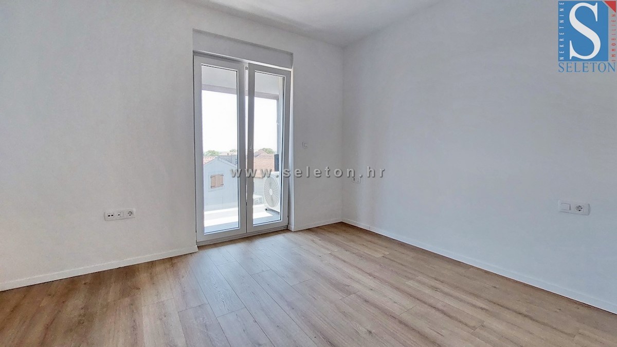 Apartmán Na predaj - ISTARSKA POREČ