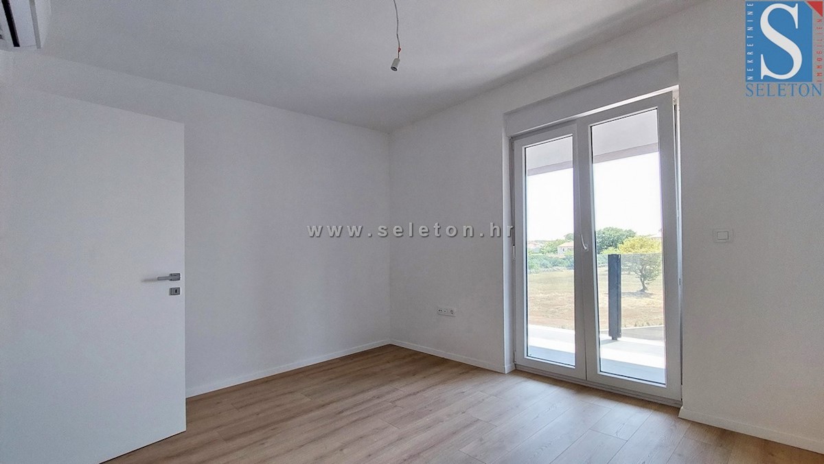 Apartmán Na predaj - ISTARSKA POREČ