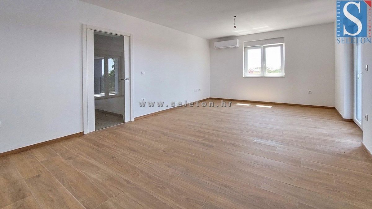 Apartmán Na predaj - ISTARSKA POREČ