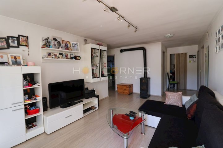 Flat for sale 155 m² – Pula