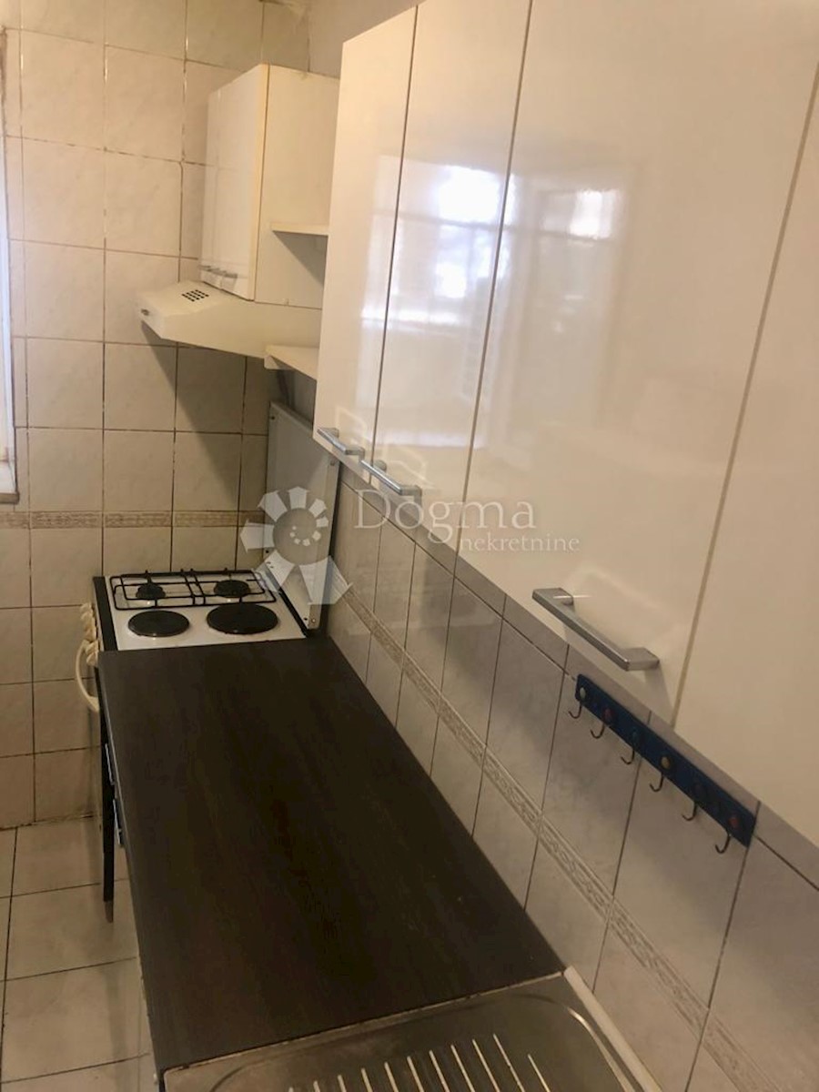 Apartmán Na predaj - SPLITSKO-DALMATINSKA SPLIT