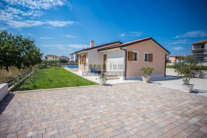 Haus zu verkaufen 85 m² – Poreč