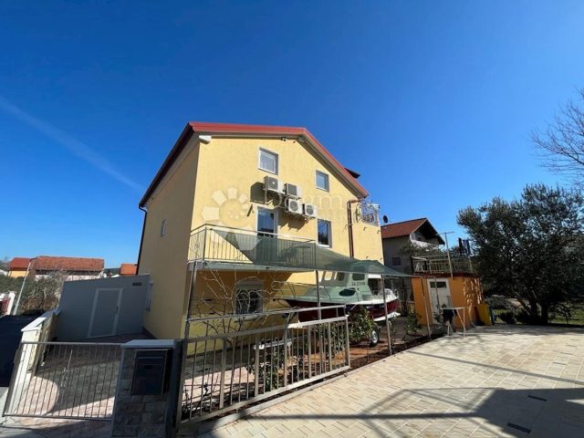 Casa In vendita - šibensko-kninska šibenik - foto 5/35