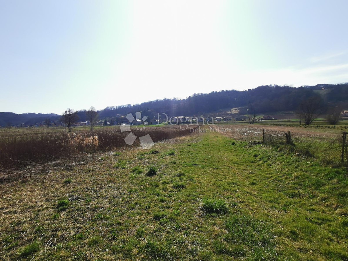 Terreno In vendita - KRAPINSKO-ZAGORSKA VELIKO TRGOVIŠĆE