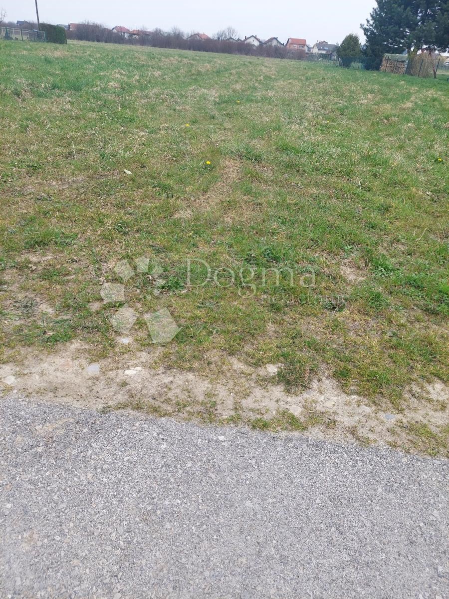 Land For sale - VARAŽDINSKA TRNOVEC BARTOLOVEČKI