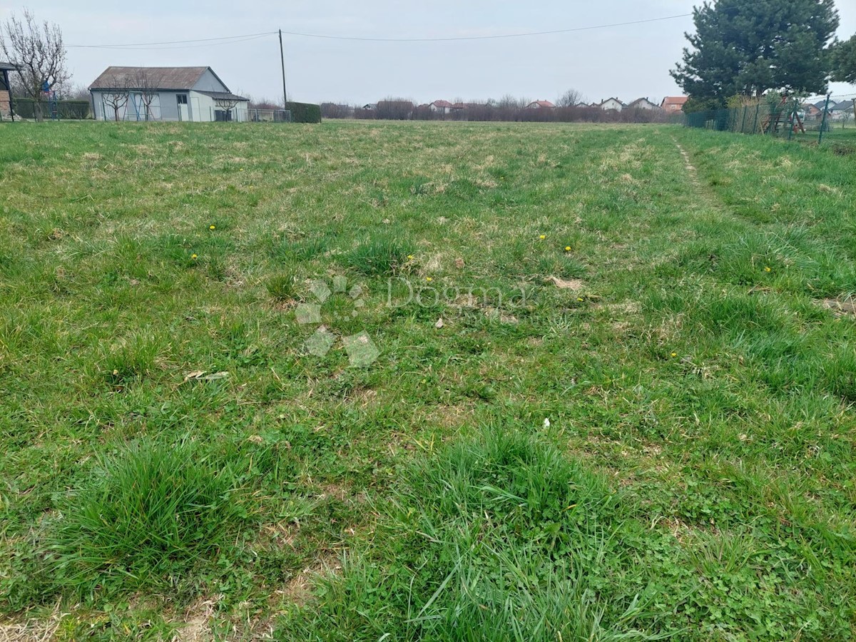 Land For sale - VARAŽDINSKA TRNOVEC BARTOLOVEČKI