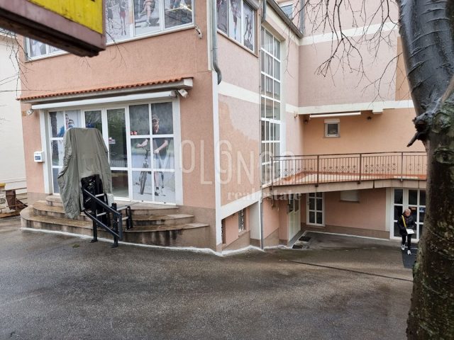 Komerčné na predaj 145 m² – Rijeka