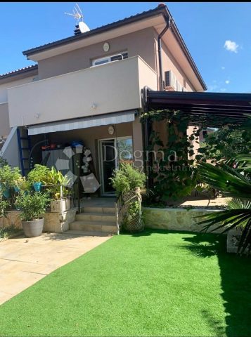 Haus Zu verkaufen - Primorsko-goranska Krk - foto 3/17