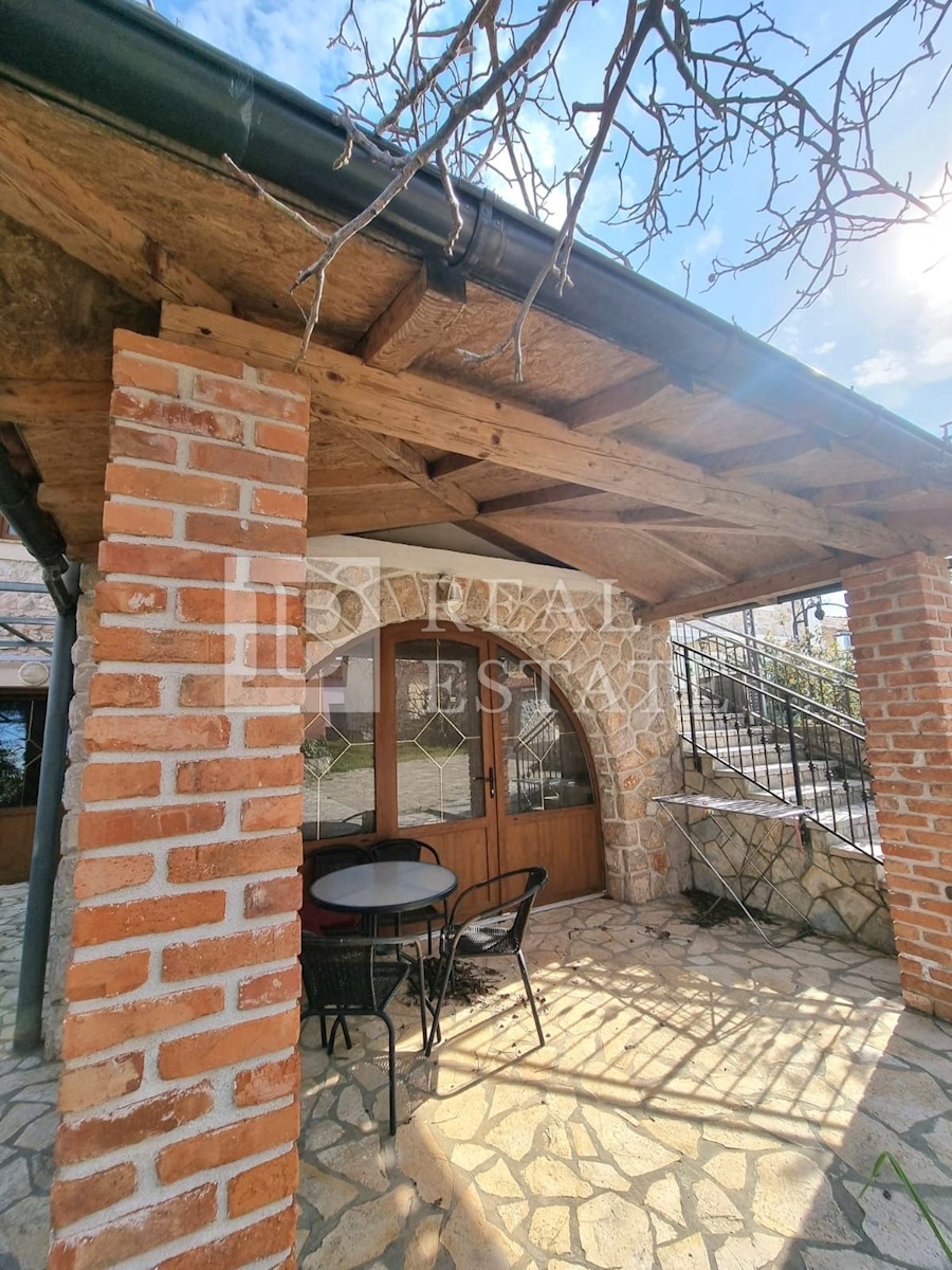 Hiša Na predaj - PRIMORSKO-GORANSKA KRK